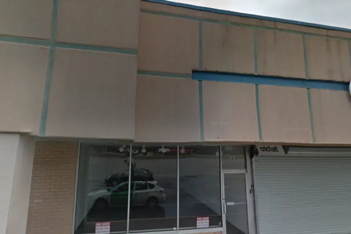 Cricket Wireless Authorized Retailer - 3840 Pio Nono Ave