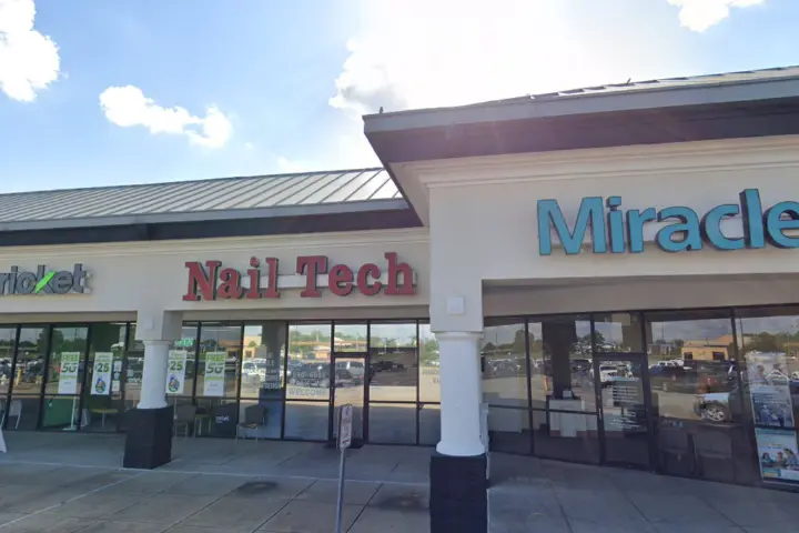Cricket Wireless Authorized Retailer - 3855 N Gloster St Unit 11