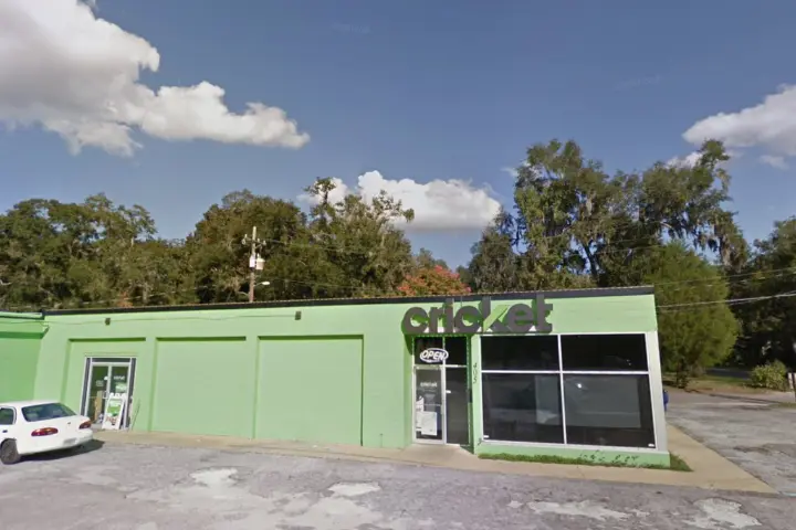 Cricket Wireless Authorized Retailer - 405 NW 13th St