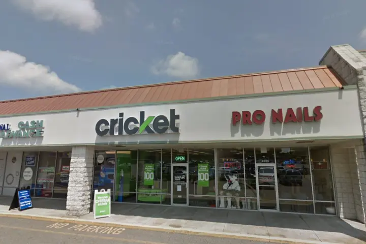 Cricket Wireless Authorized Retailer - 4209 Mall Dr