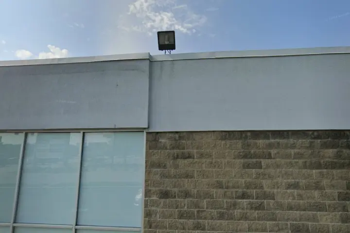 Cricket Wireless Authorized Retailer - 4357 Franklin St