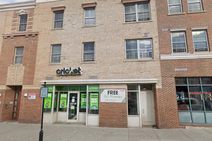 Cricket Wireless Authorized Retailer - 437 Main St