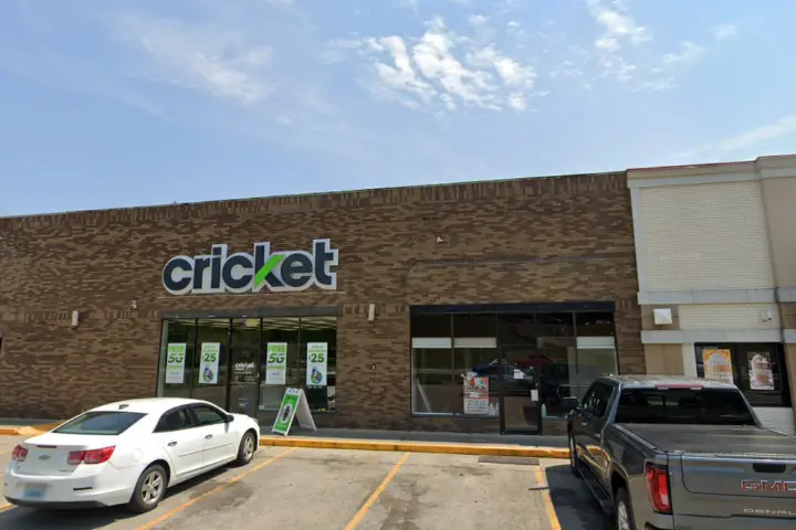 Cricket Wireless Authorized Retailer - 459 N Mayo Trl