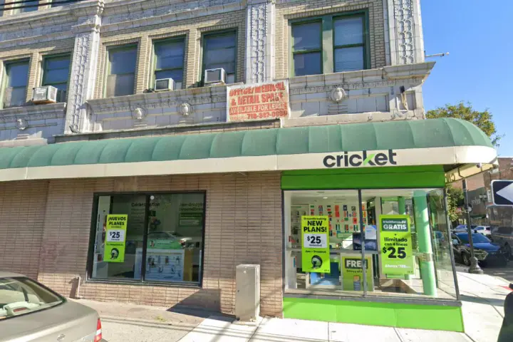Cricket Wireless Authorized Retailer - 473 A Broadway