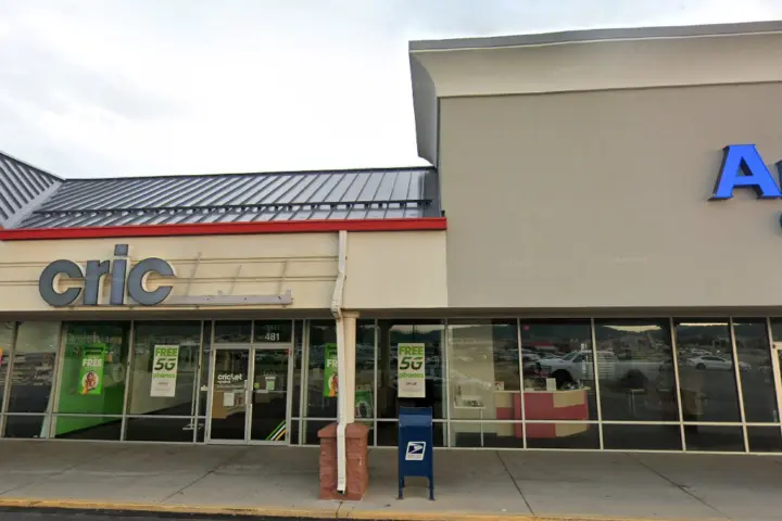 Cricket Wireless Authorized Retailer - 481 Eisenhower Dr
