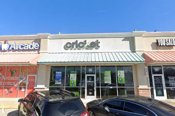 Cricket Wireless Authorized Retailer - 4828 Columbia Ave