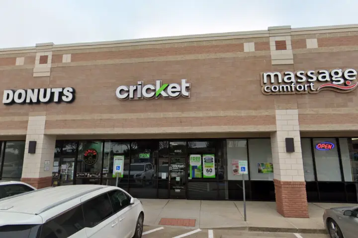 Cricket Wireless Authorized Retailer - 4865 Bryant Irvin Rd
