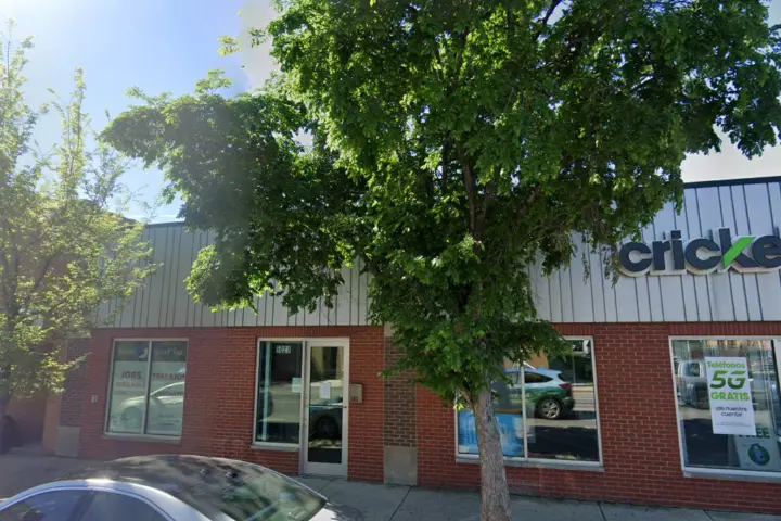 Cricket Wireless Authorized Retailer - 5027 W Armitage Ave