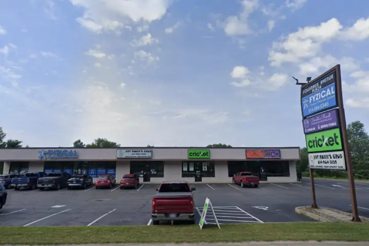 Cricket Wireless Authorized Retailer - 508 E Columbus Ave