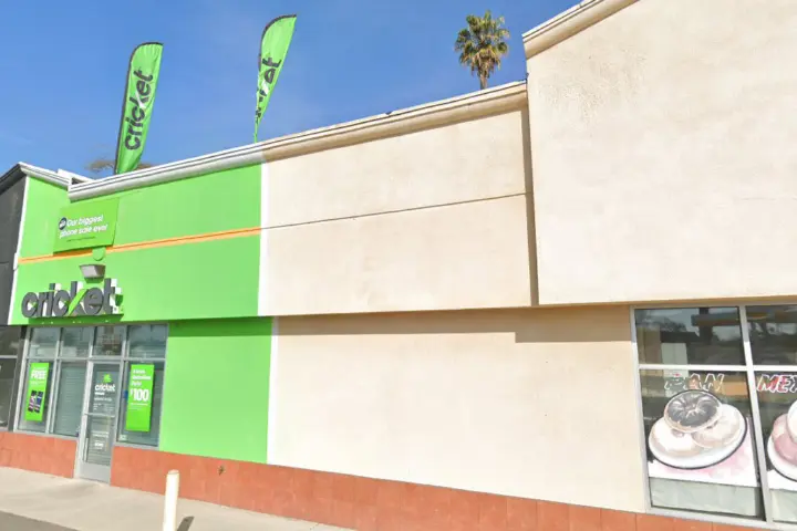 Cricket Wireless Authorized Retailer - 518 W Inyo Ave