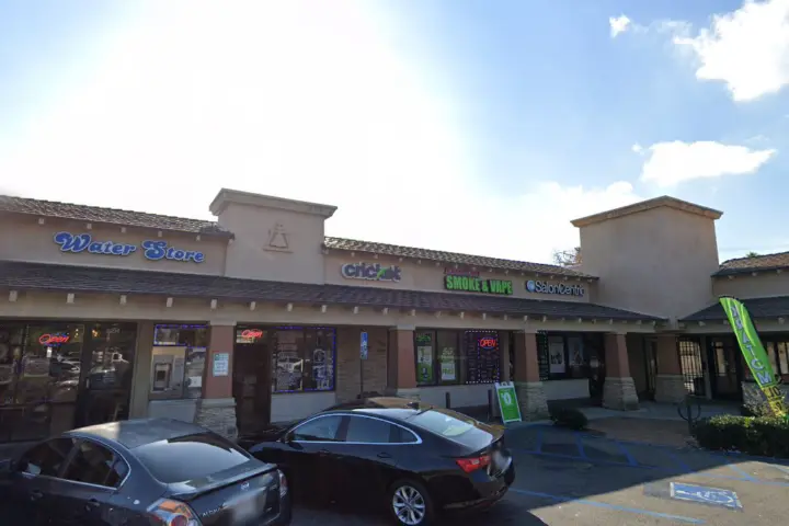 Cricket Wireless Authorized Retailer - 5218 Arlington Ave