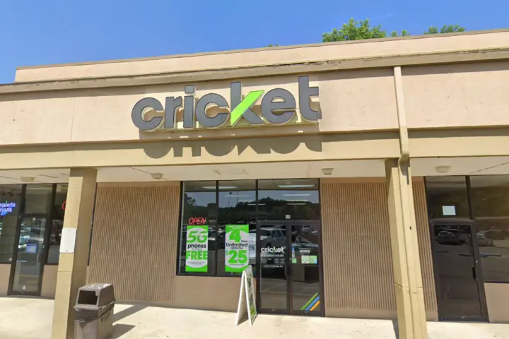 Cricket Wireless Authorized Retailer - 541 1st St SW