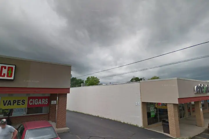 Cricket Wireless Authorized Retailer - 5411 Dixie Hwy