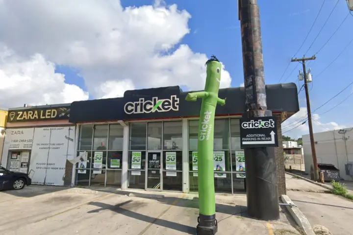Cricket Wireless Authorized Retailer - 5511 NW Loop 410