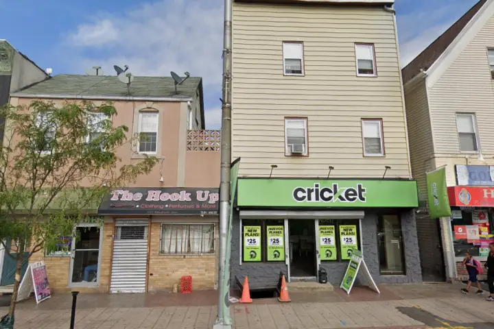 Cricket Wireless Authorized Retailer - 555 Elizabeth Ave First Floor