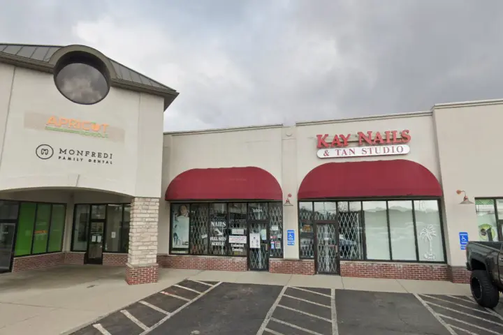 Cricket Wireless Authorized Retailer - 5594 Hall Rd