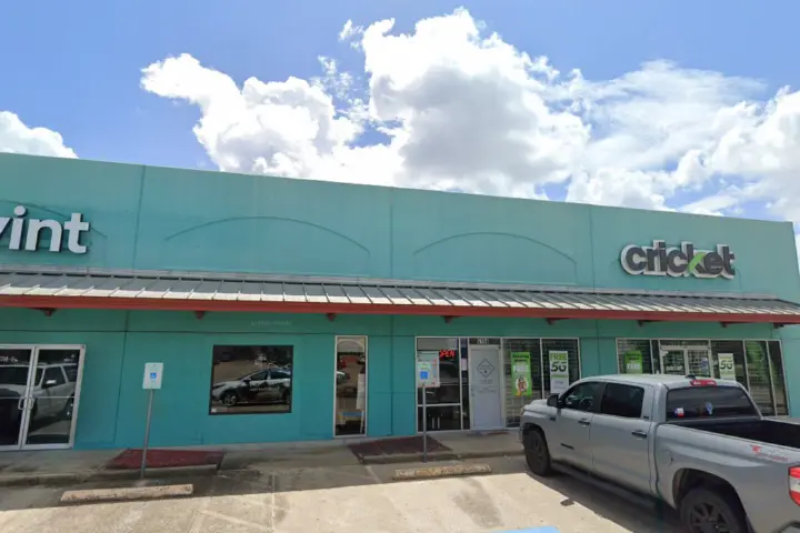 Cricket Wireless Authorized Retailer - 5702 Bellaire Blvd