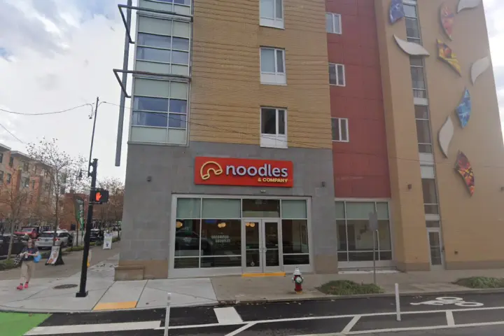 Cricket Wireless Authorized Retailer - 5806 Penn Ave