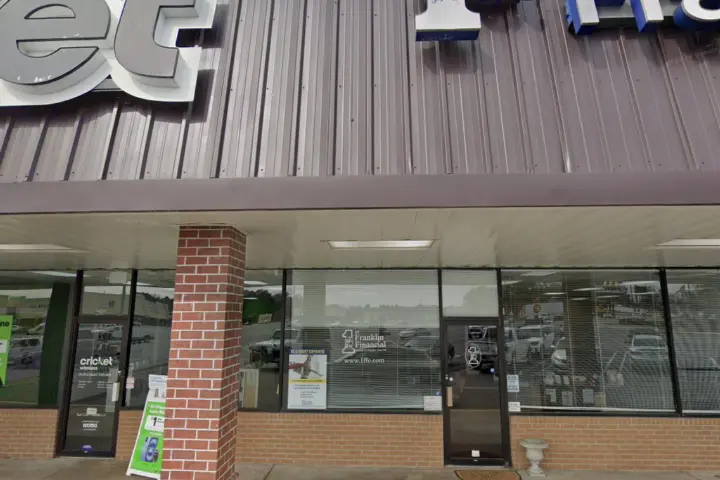 Cricket Wireless Authorized Retailer - 608 S Harris St