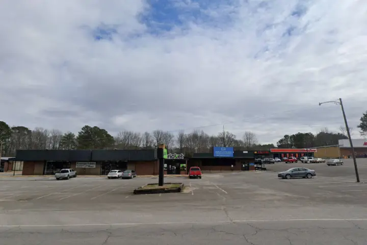 Cricket Wireless Authorized Retailer - 617 Battleground Dr
