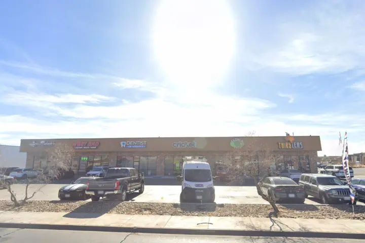 Cricket Wireless Authorized Retailer - 6417 34th St Ste 600