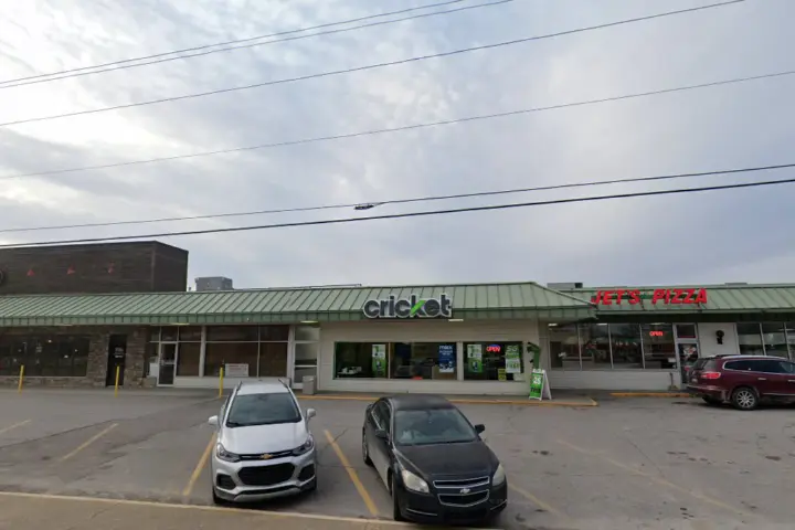 Cricket Wireless Authorized Retailer - 66759 Gratiot Ave