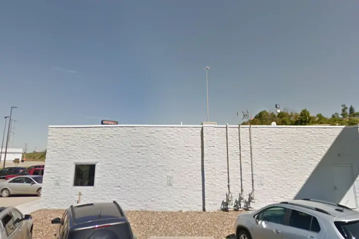 Cricket Wireless Authorized Retailer - 68041 Mall Ring Rd Ste 809