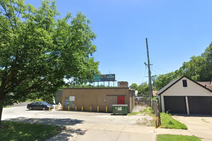 Cricket Wireless Authorized Retailer - 7100 Troost Ave