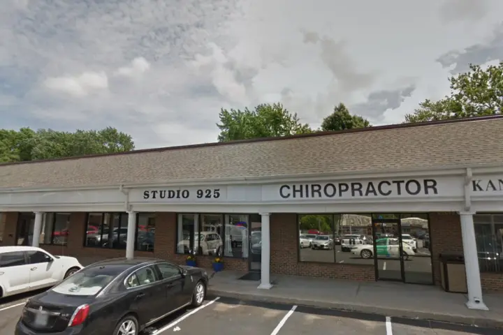 Cricket Wireless Authorized Retailer - 7253 N Oak Trfy