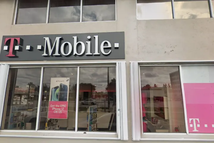 Cricket Wireless Authorized Retailer - 7263 NW 36th St