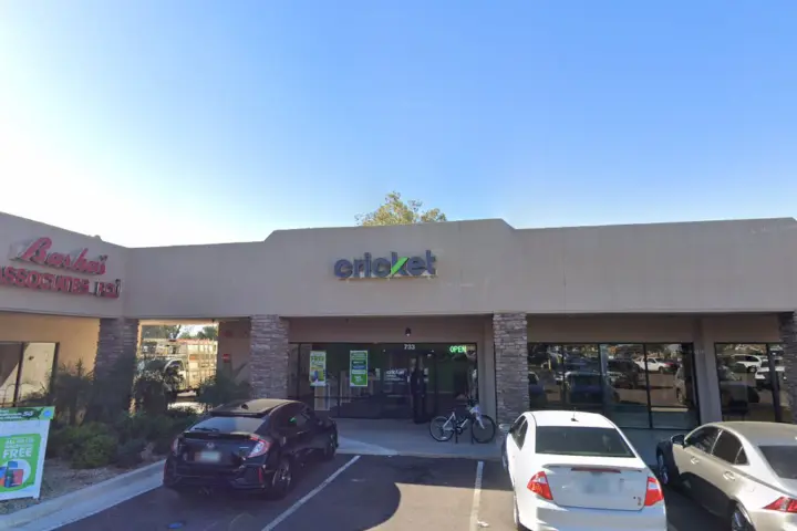 Cricket Wireless Authorized Retailer - 733 E Guadalupe Rd
