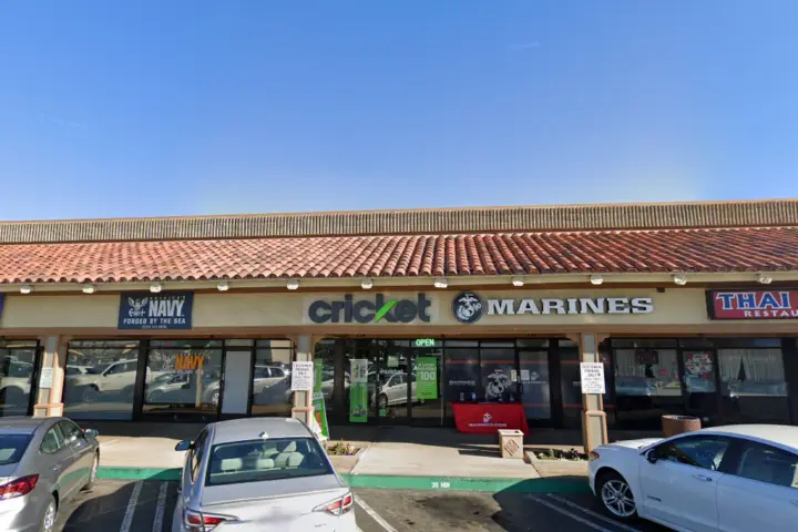 Cricket Wireless Authorized Retailer - 734 W Shaw Ave