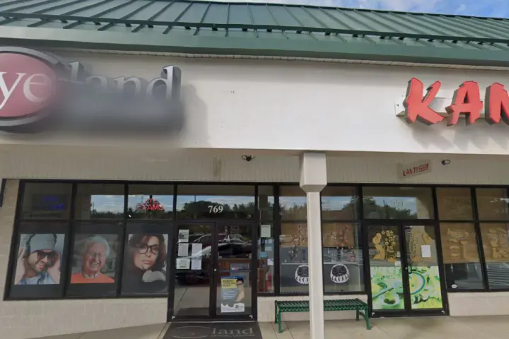 Cricket Wireless Authorized Retailer - 773 E Main St