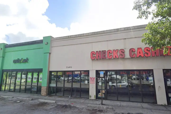 Cricket Wireless Authorized Retailer - 7901 NW 27th Ave