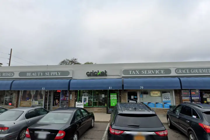Cricket Wireless Authorized Retailer - 81 Howells Rd