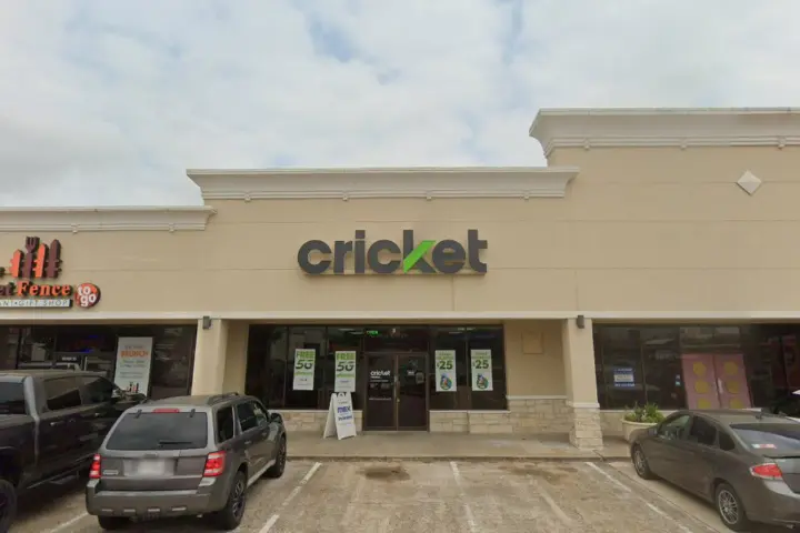 Cricket Wireless Authorized Retailer - 815 Dixie Dr Ste 5