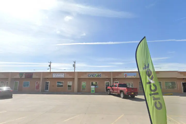 Cricket Wireless Authorized Retailer - 815 E Roosevelt Ave