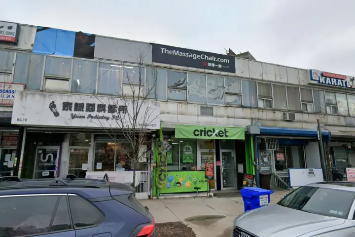 Cricket Wireless Authorized Retailer - 8508 Queens Blvd