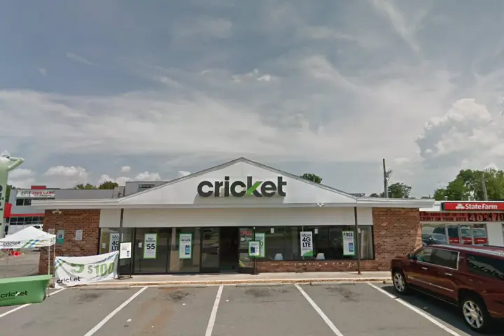 Cricket Wireless Authorized Retailer - 8521 Centreville Rd