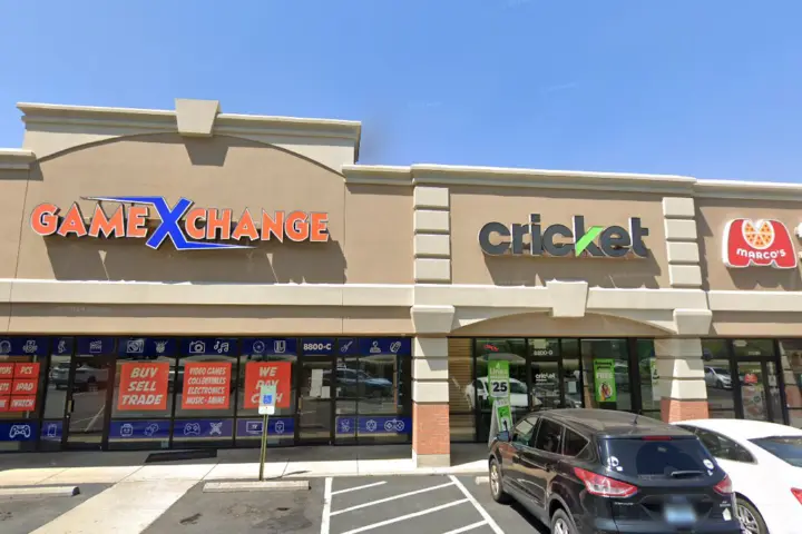 Cricket Wireless Authorized Retailer - 8800 Dixie Hwy Ste D
