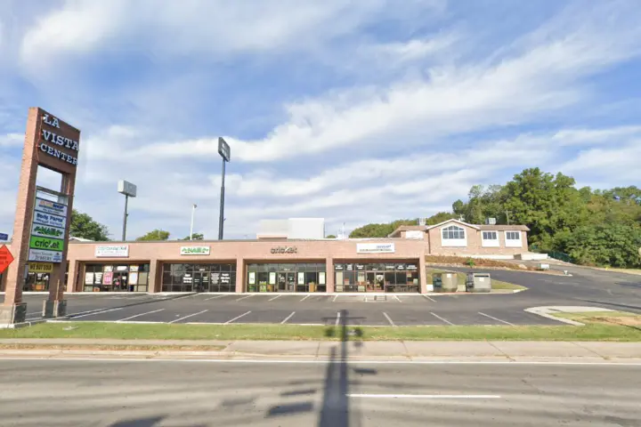 Cricket Wireless Authorized Retailer - 889 S Jefferson Ave Ste E