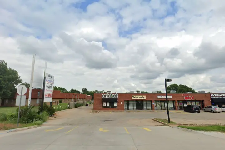 Cricket Wireless Authorized Retailer - 919 N Perkins Rd