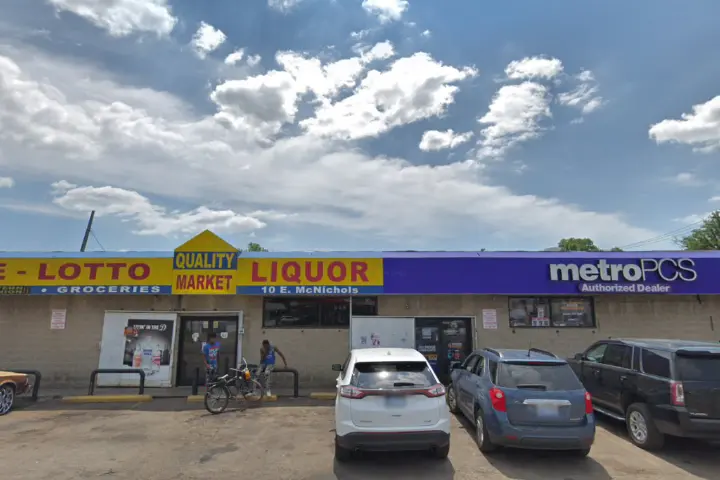 Metro by T-Mobile 10 E McNichols Rd