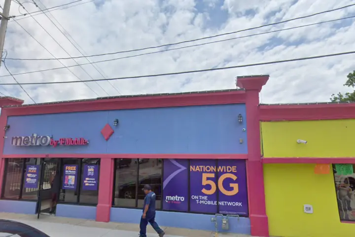 Metro by T-Mobile 101 Hardesty Ave