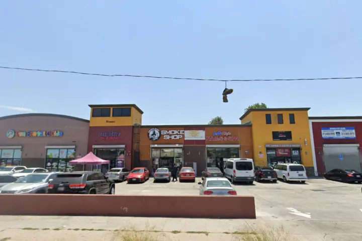 Metro by T-Mobile 1014 E Manchester Ave