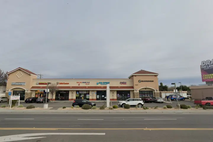 Metro by T-Mobile 1060 E Pacheco Blvd