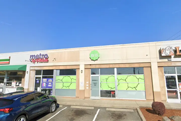 Metro by T-Mobile 1107 N Callow Ave