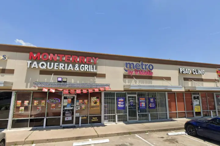 Metro by T-Mobile 1641 Pasadena Blvd