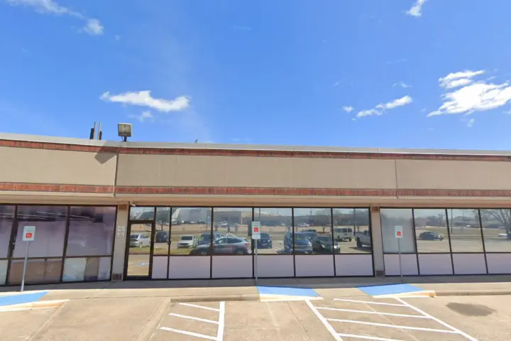 Metro by T-Mobile 2020 N Masters Dr