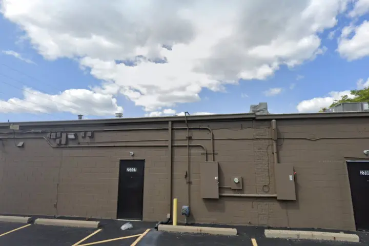 Metro by T-Mobile 23013 Eureka Rd